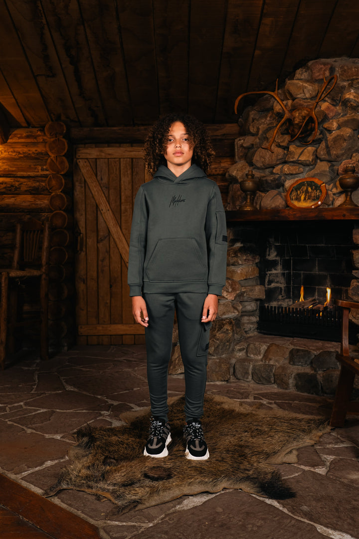 AW24_Junior_Drop_2_-_Lookbook-4_cd6faf69-c560-498a-9c81-e4b4c8573b18.jpg