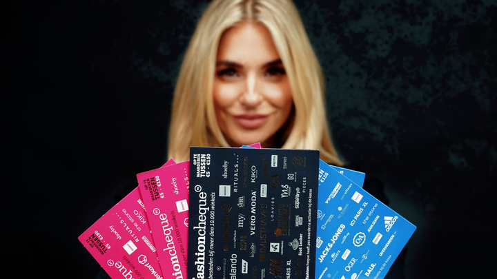 Gaby Blaaser met Fashion cheques 