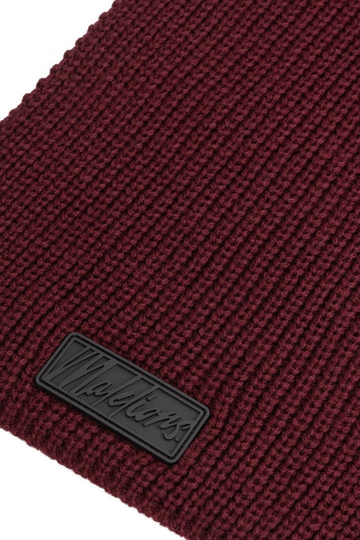 MA2-AW24-04_329__Malelions_Men_Ribbed_Beanie_Scarf_Set_Burgundy_Detail_53086e10-713e-4e1c-b742-d7e7fd3eabc9.jpg