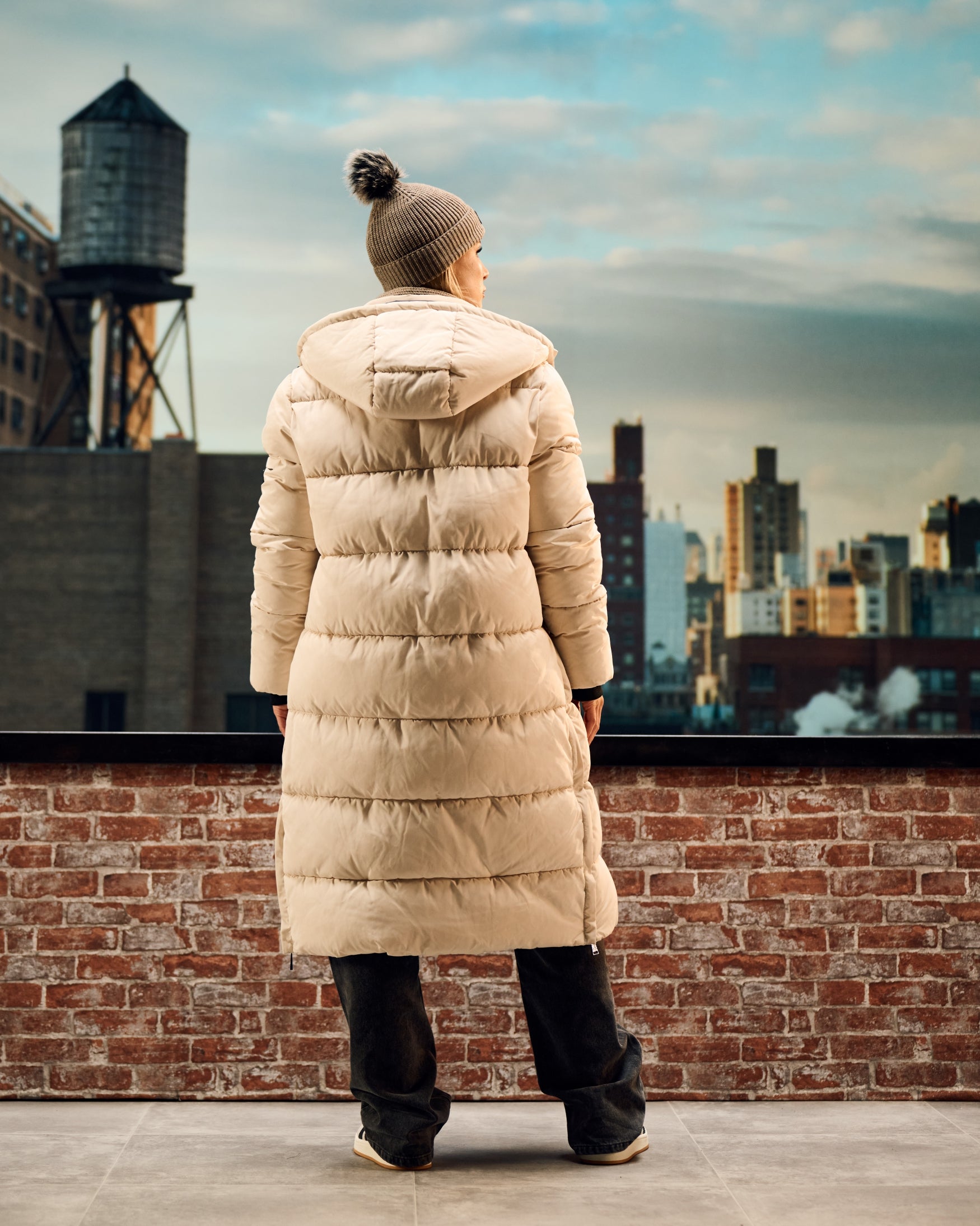 Malelions Women Signature Long Puffer Jacket | Beige