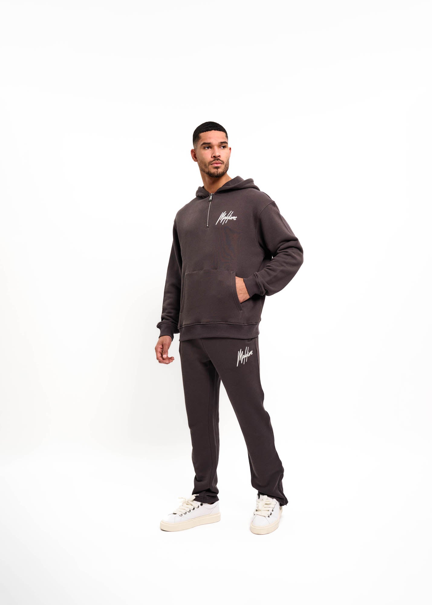 Malelions Herren-Kapuzenpullover mit Kettenstich-Signatur und halbem Reißverschluss | Mulchbraun