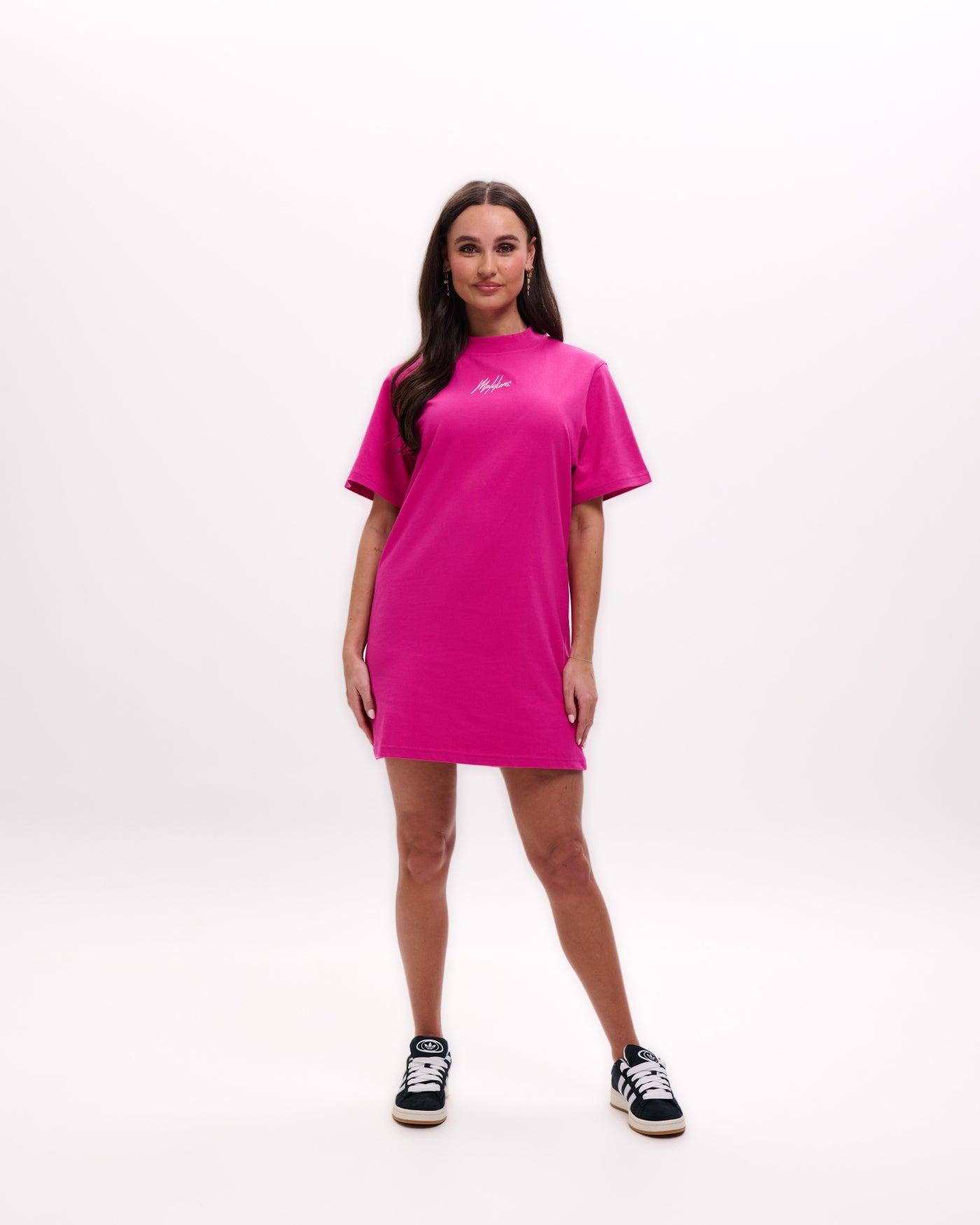 kylie t shirt dress Kendall and Kylie Jenner Wearing T-Shirt Dresses