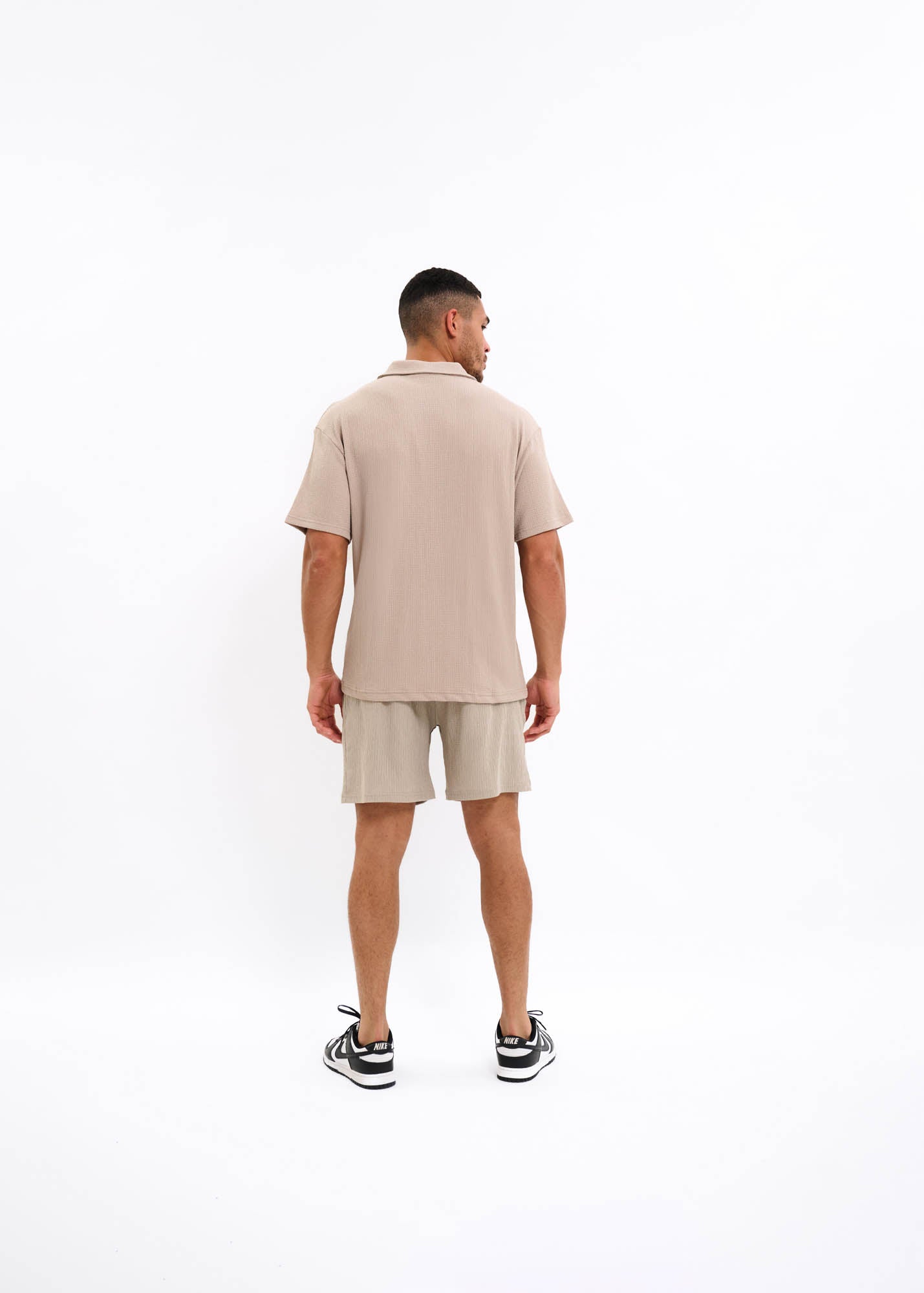 Malelions Men Seersucker Buttonless Polo | Taupe