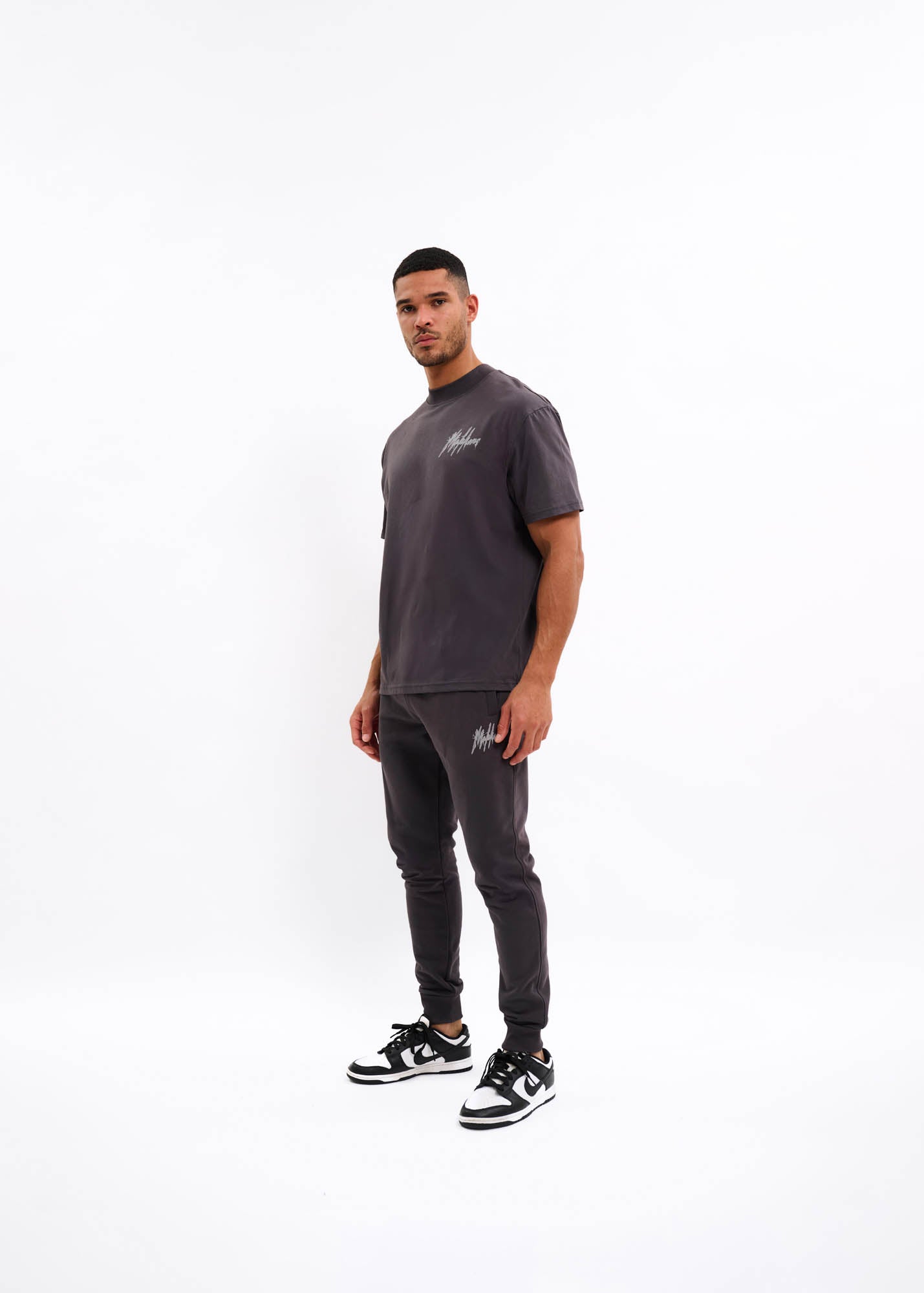 Malelions Men Signature Drip T-Shirt | Mulch Brown
