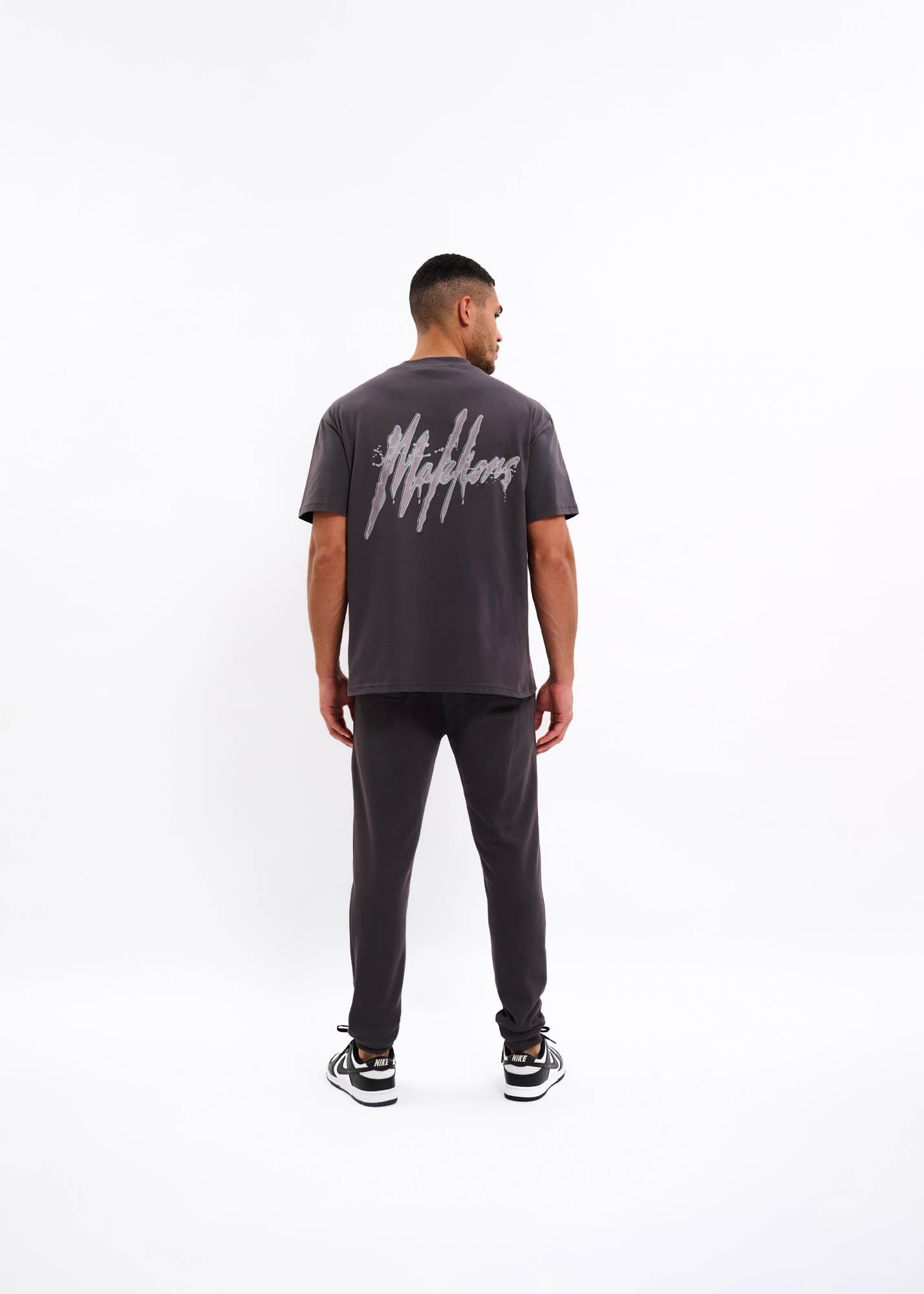 Malelions Men Signature Drip T-Shirt | Mulch Brown