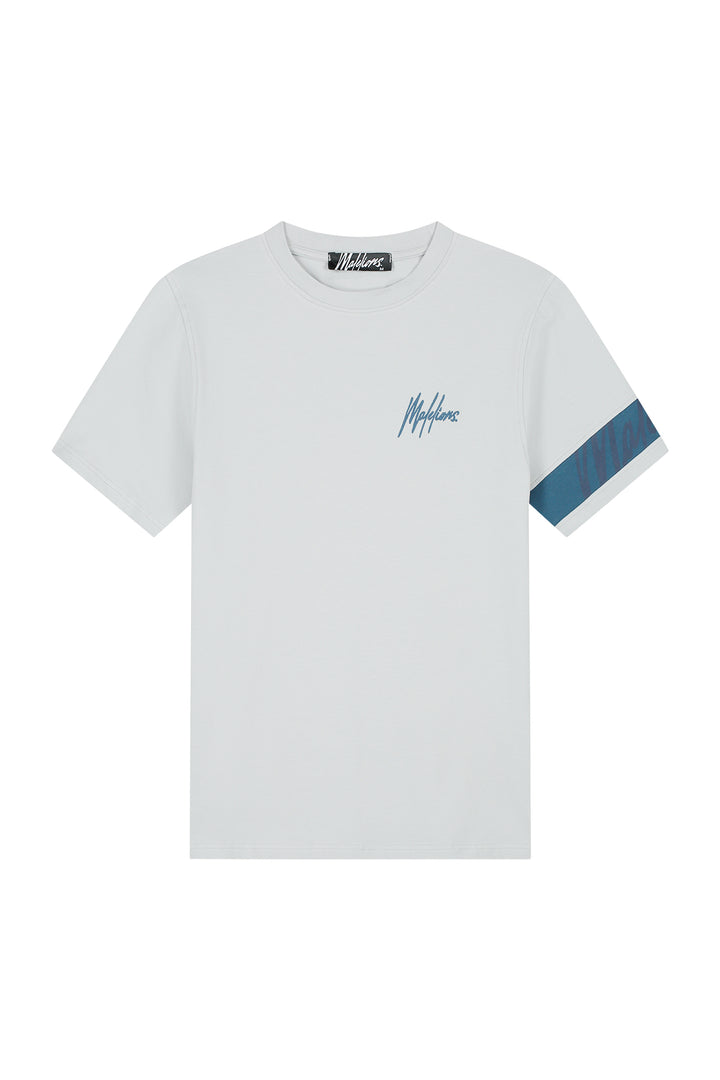 MM2-AW25-15_691_Malelions_Captain_T-shirt_Ocean_Grey_Front.jpg