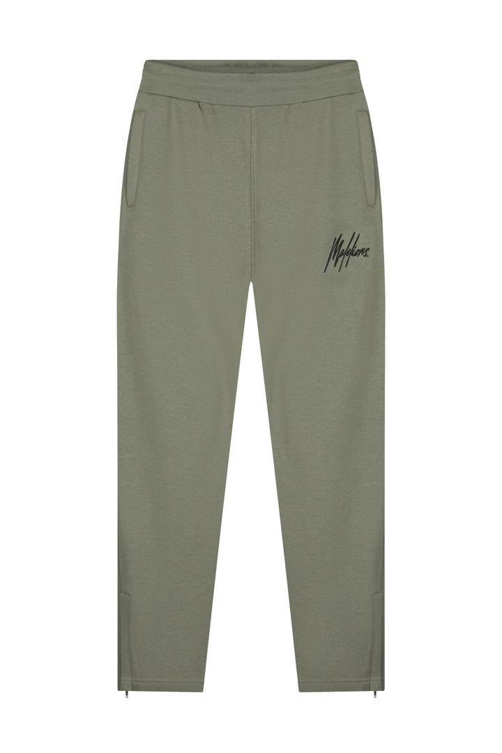 MM2-SS25-07_955_Malelions_Men_Straight_Leg_Joggers_Musk_Green_Front_8b32bfc7-53c6-4869-b839-6b8fe3f170d5.jpg