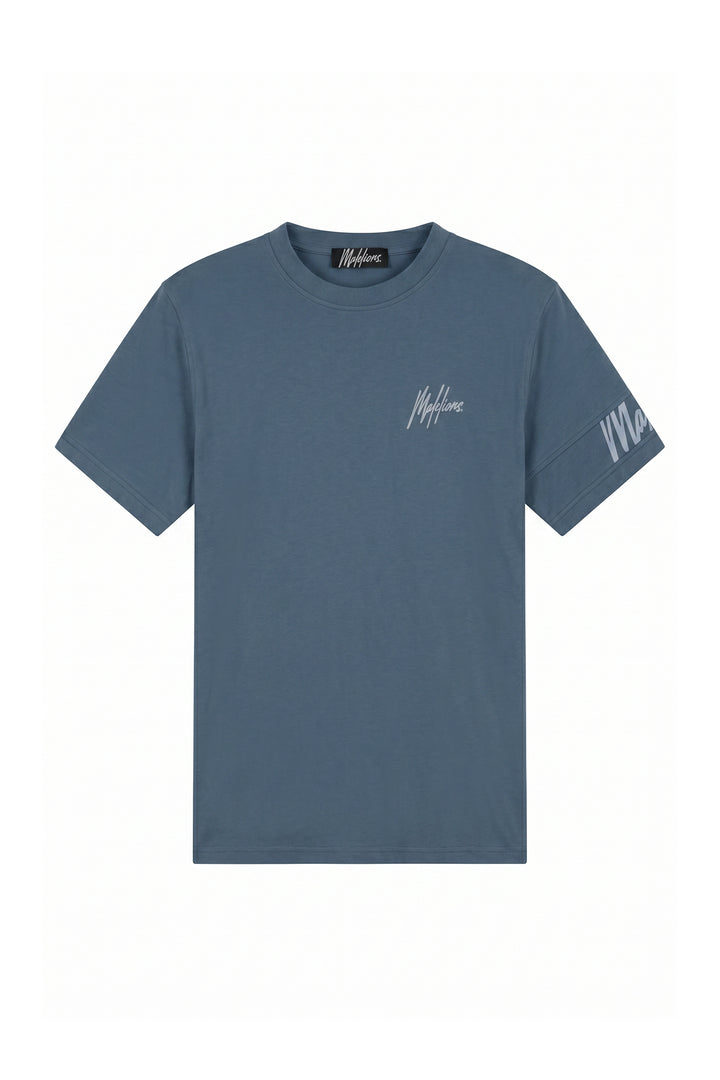 MMA40026081_42018_Malelions_Men_Captain_T-shirt_Slate_Front_e3005016-c1b6-49c3-a3a0-0019568c45ee.jpg