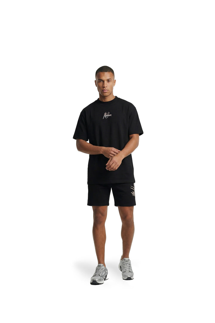 MMC30026011_Black_Front_14c98e75-5f52-4998-80e8-b75f4e2b9a45.jpg