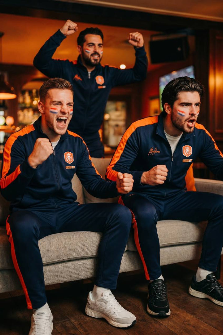 Malelions_x_Scorito_Cheer_01.jpg